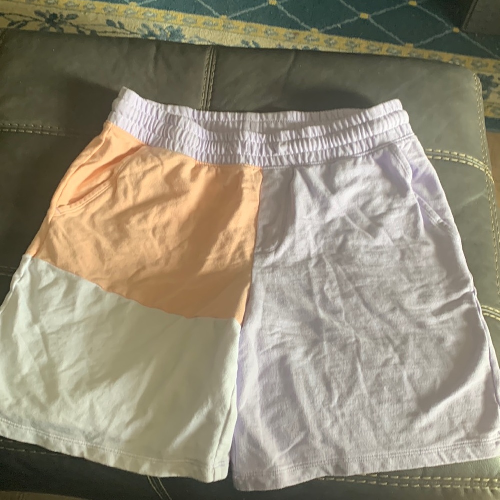 Wounder nation XXL (18) orange and purple and white shorts